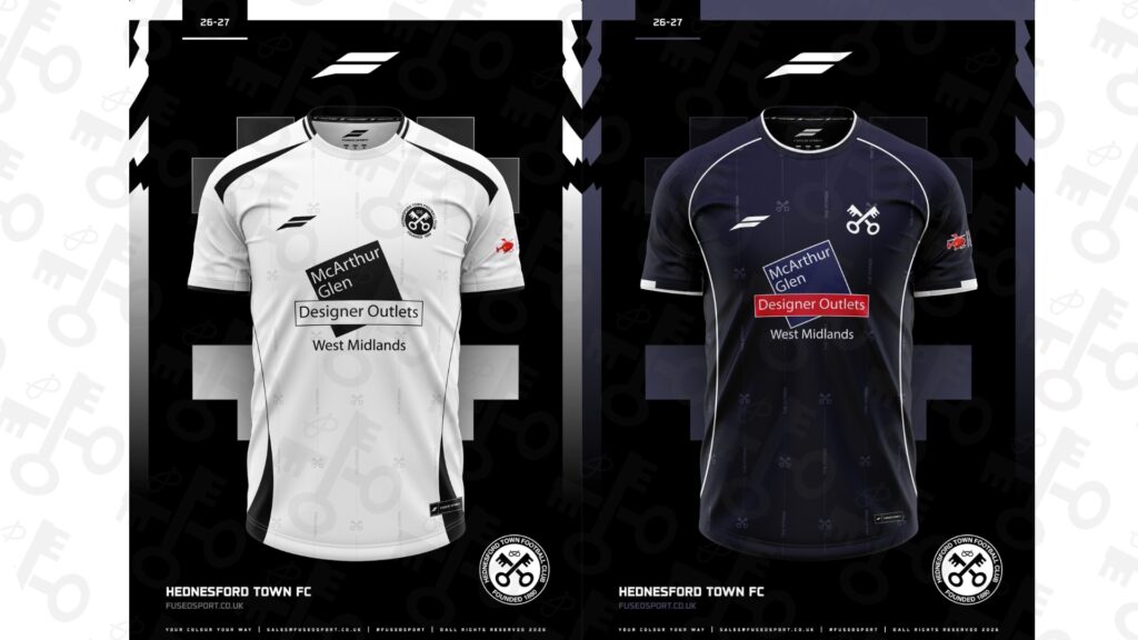 Hednesford Town home and away kits